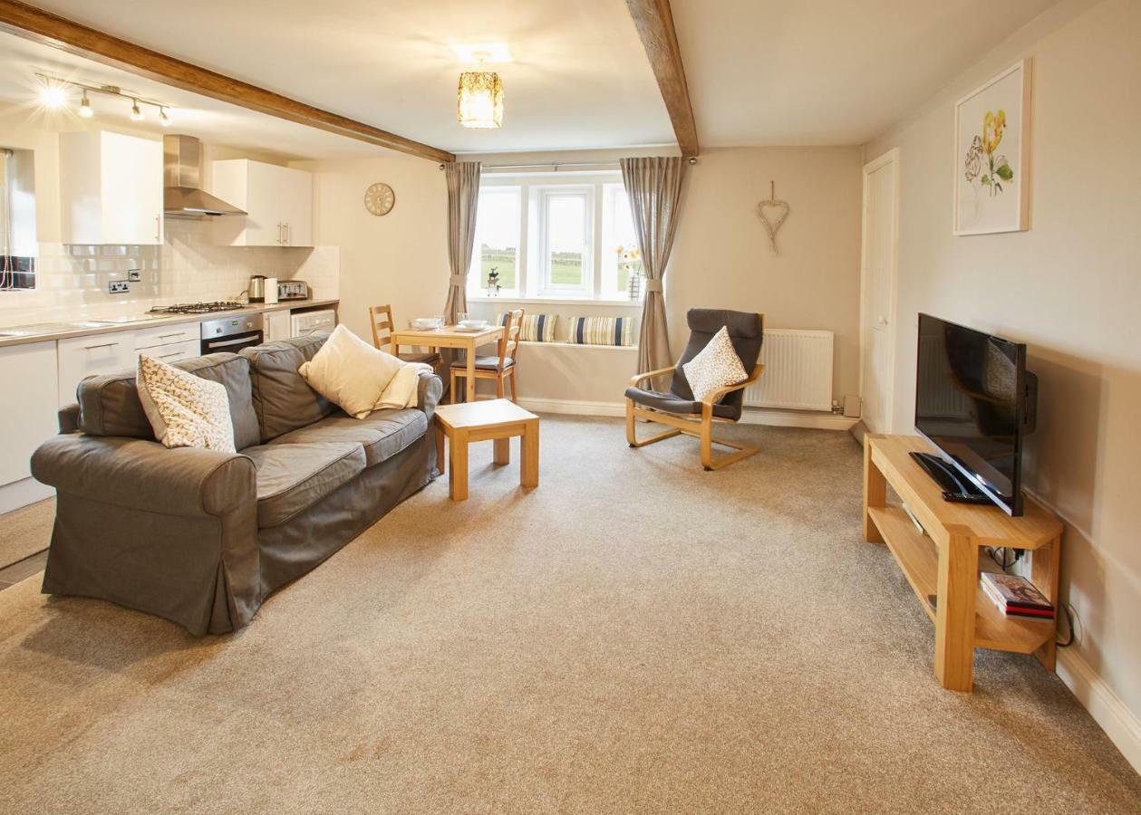 Host & Stay - Cosy Cottage Emley Exterior foto